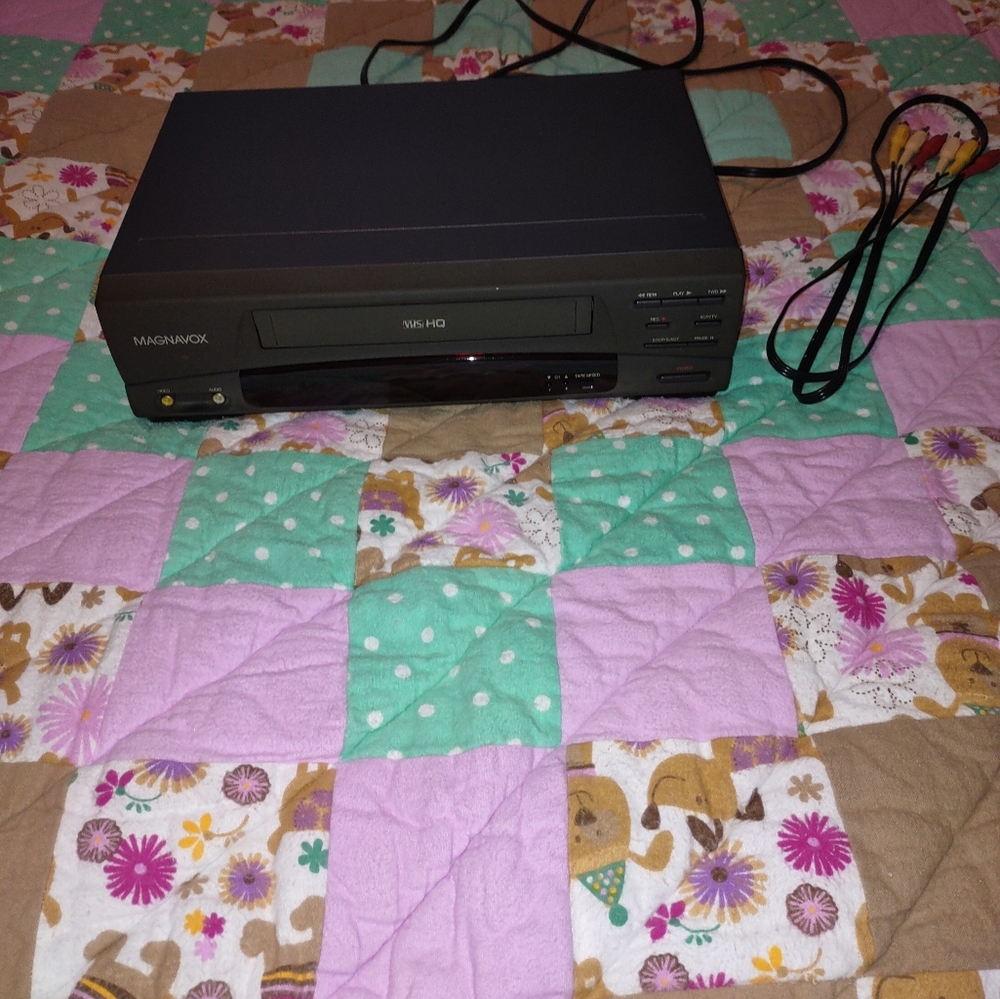 Magnavox VHS Player